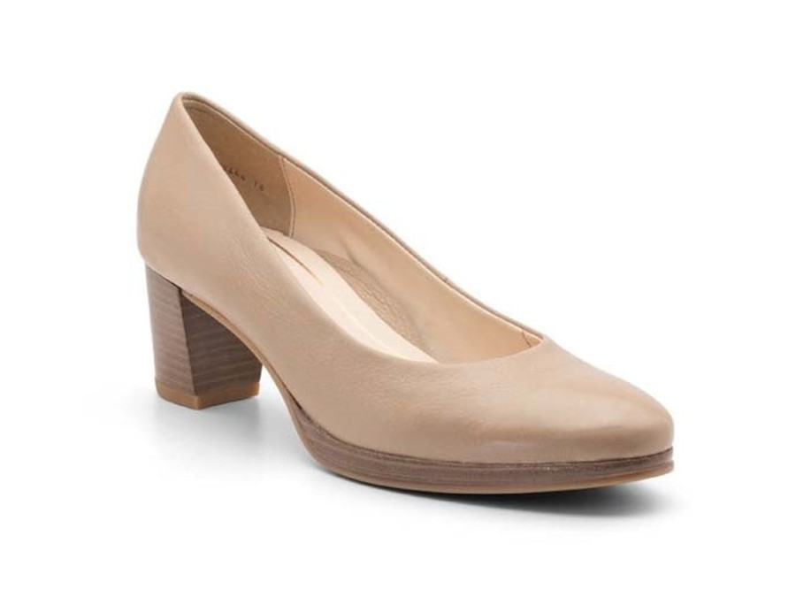 Womens Shoes Ara | Womens Ara Odessa In Sand